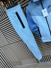 Chandal Nike Tech Fleece Azul Claro