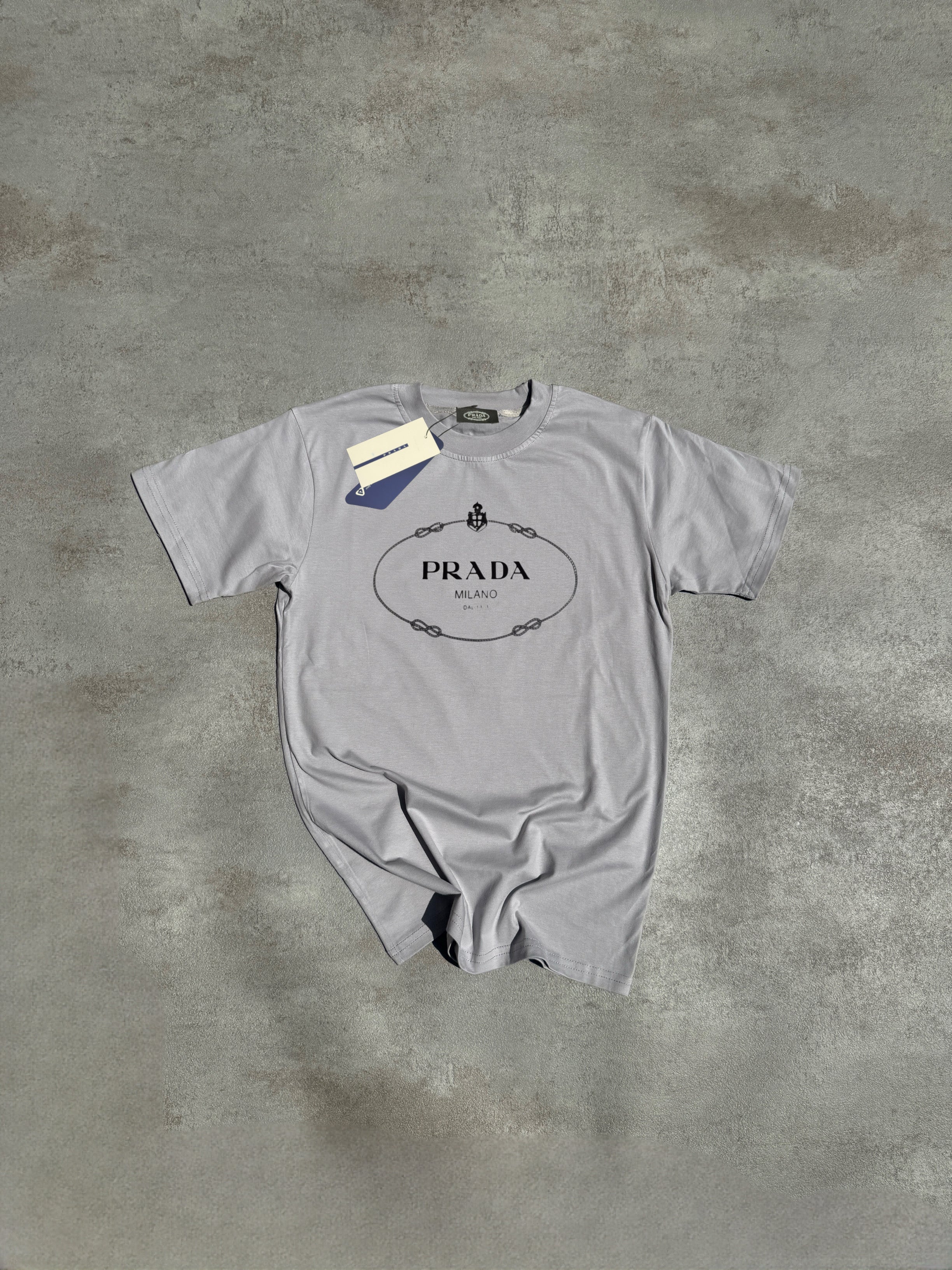 CAMISETA PRAD/\