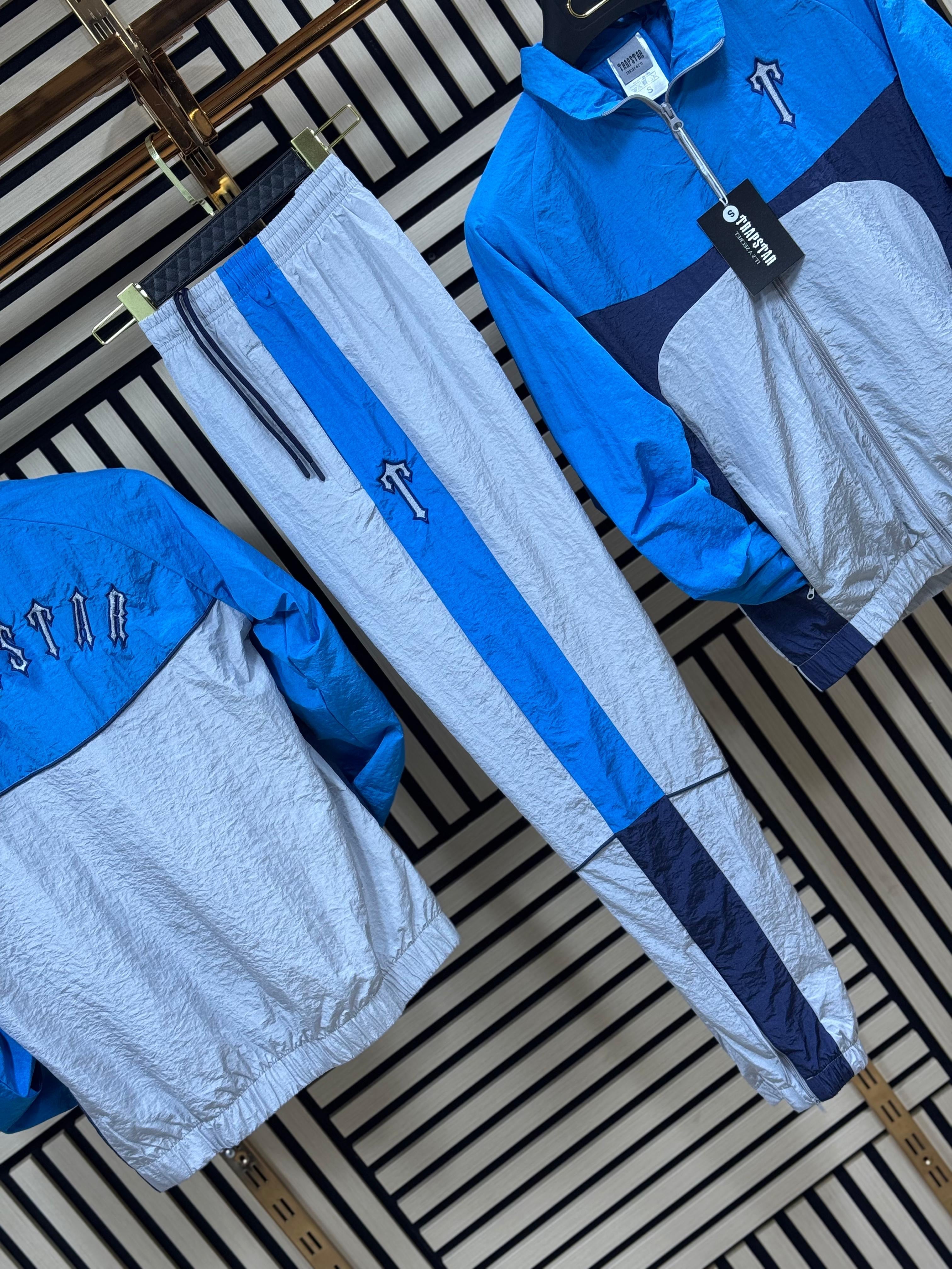 Chandal Trapstar azul y gris