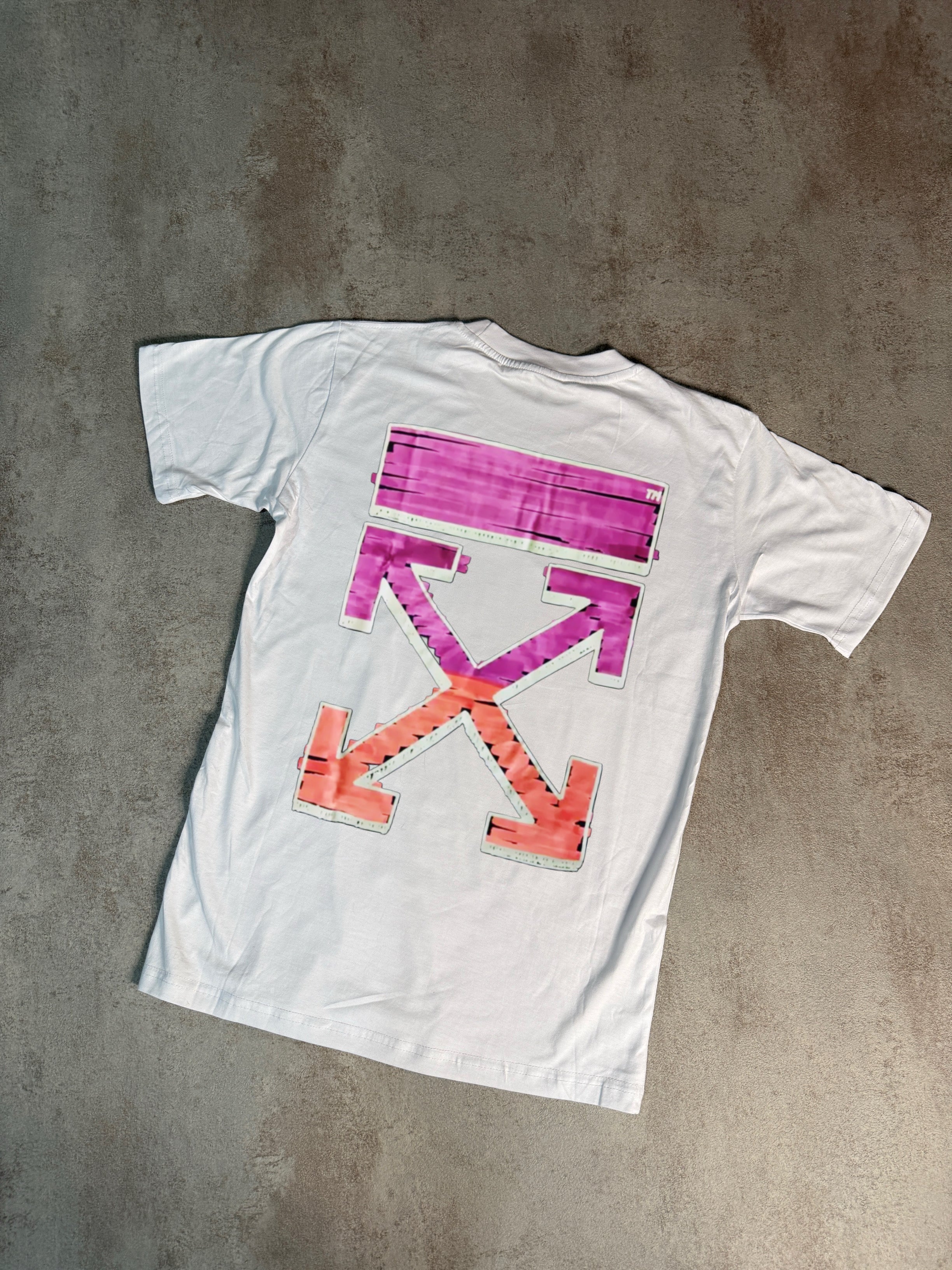 CAMISETA OFF WHlTE
