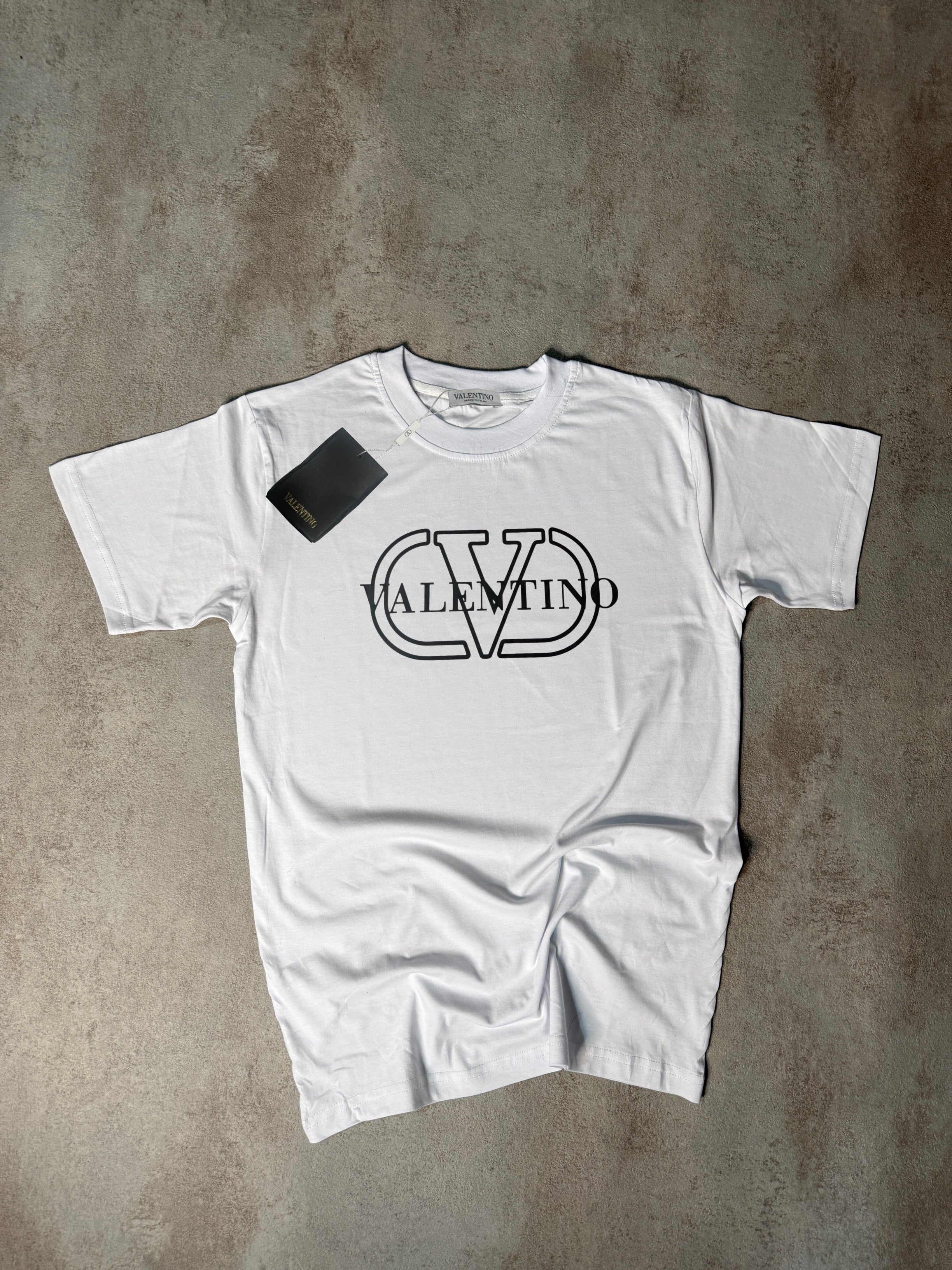 CAMISETA VALENTIN0