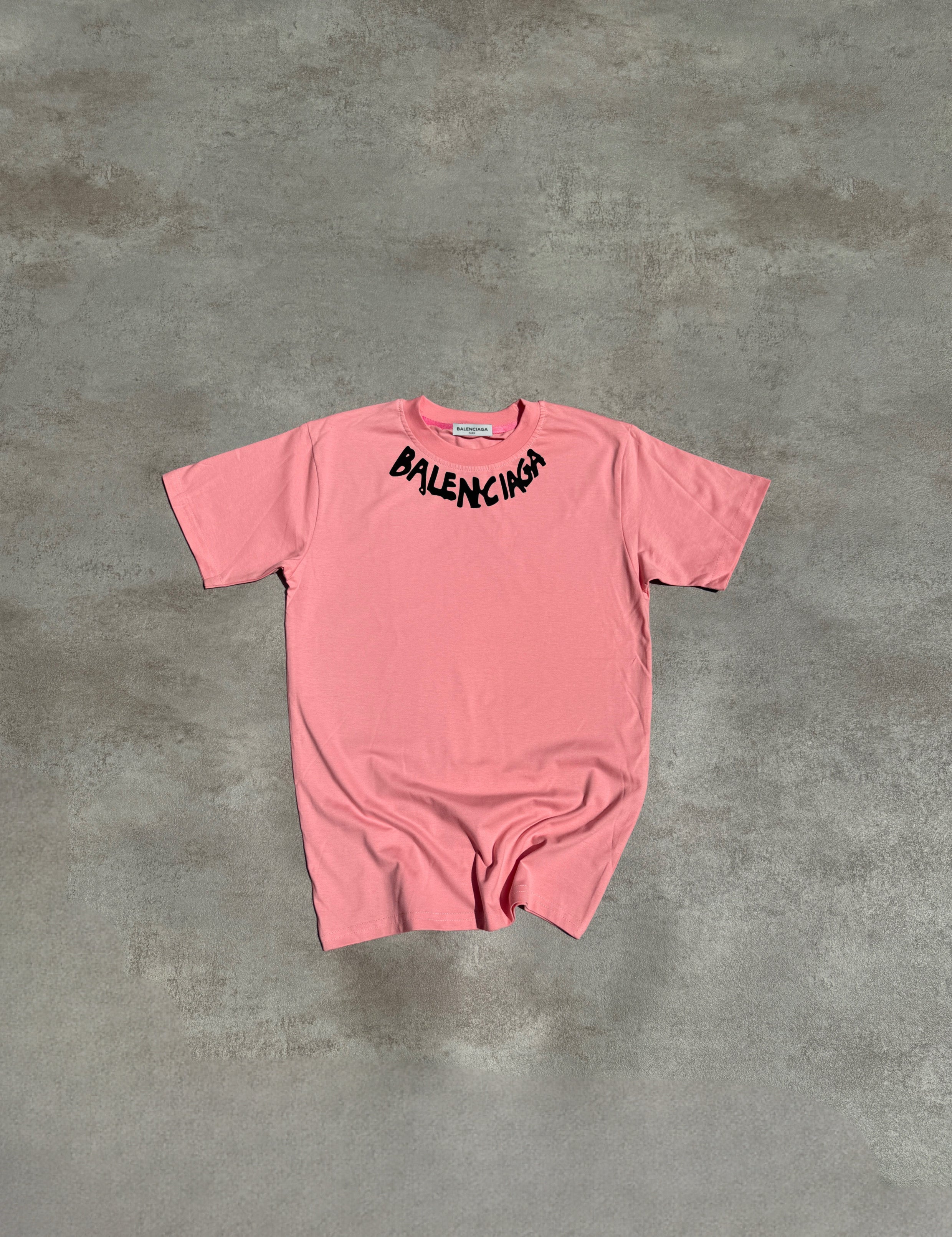 CAMISETA BALENClAGA